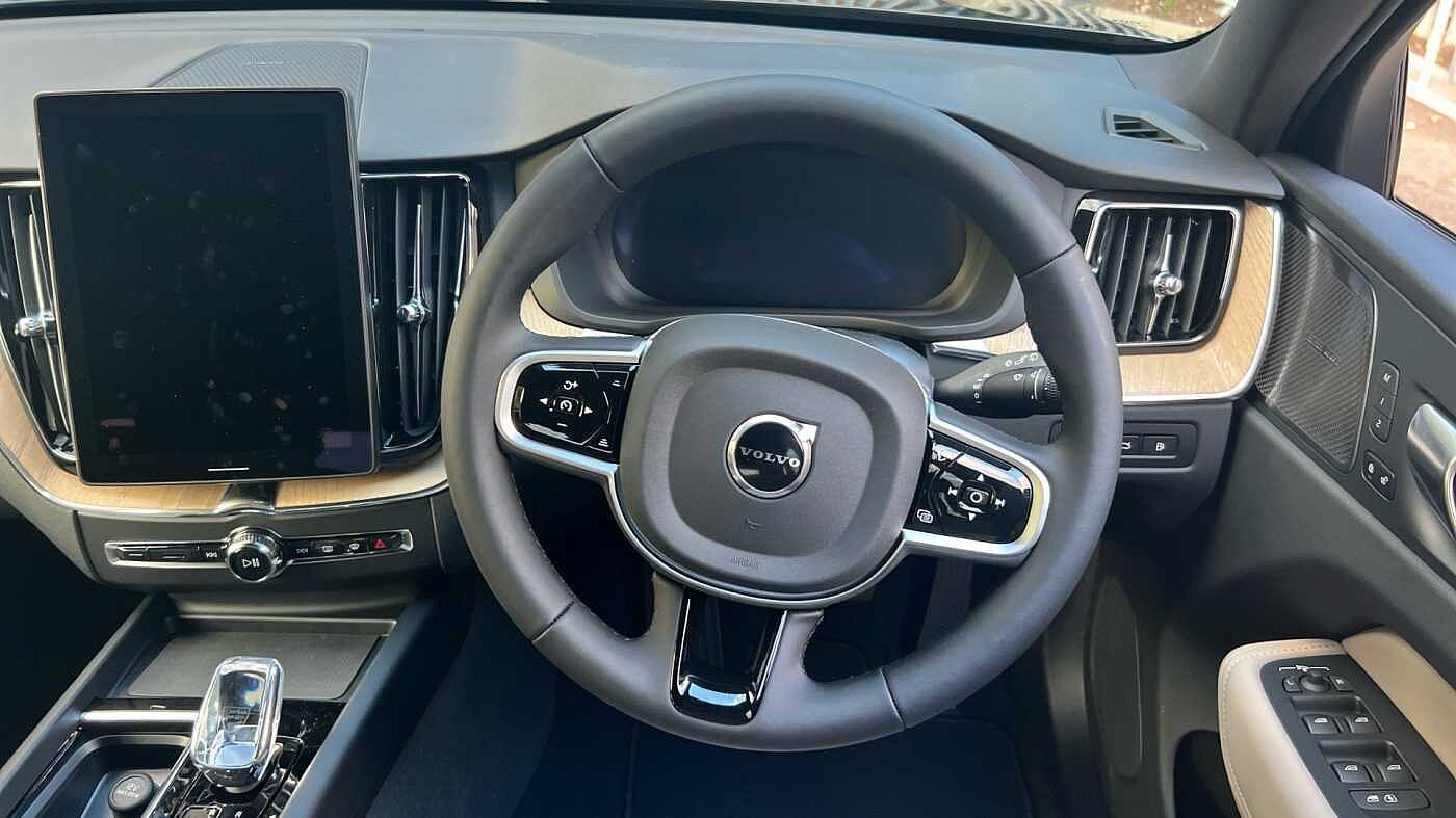 Used Volvo XC60 2025 for sale - 78035939: Photo 13