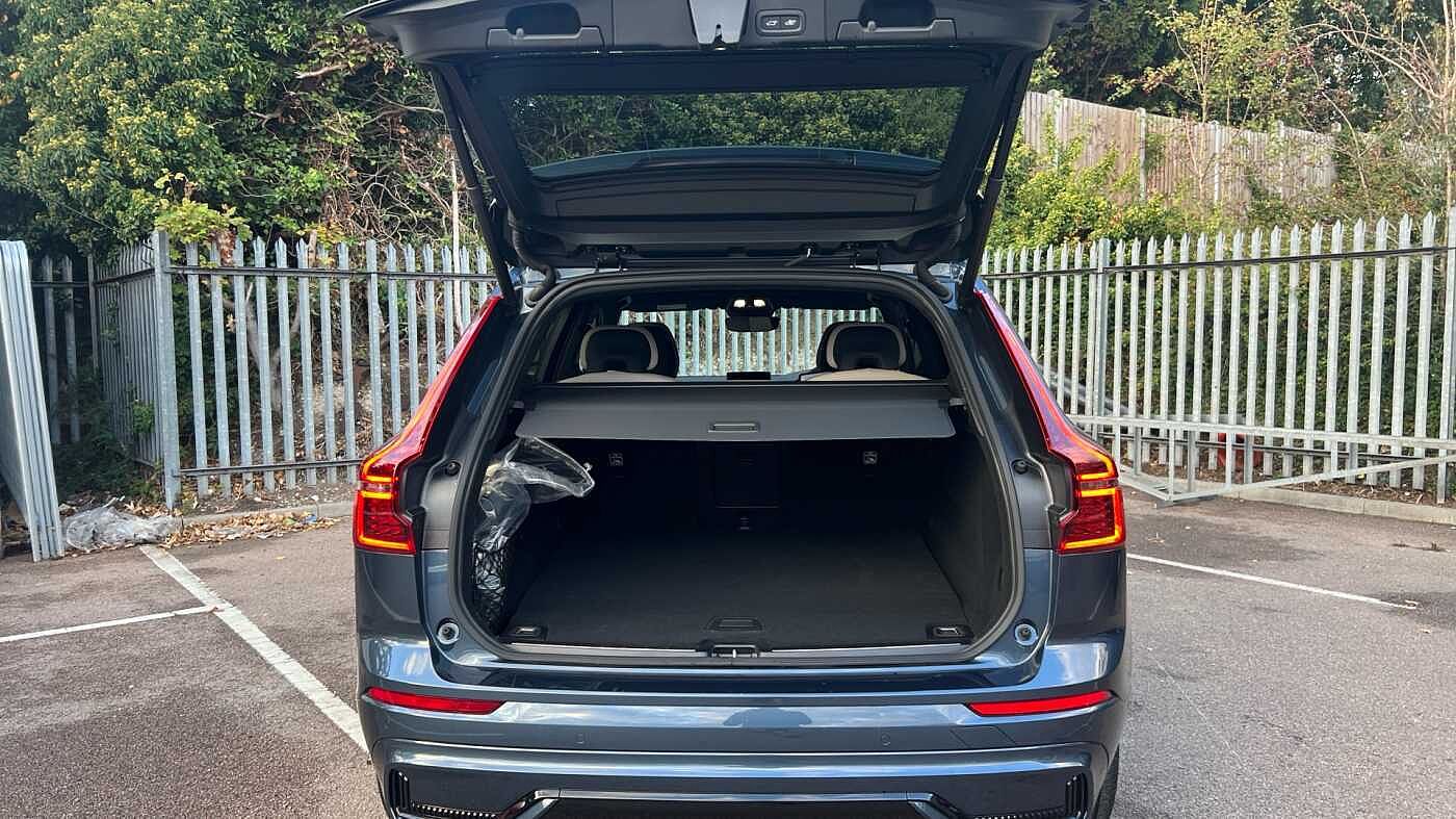 Used Volvo XC60 2025 for sale - 78035939: Photo 16