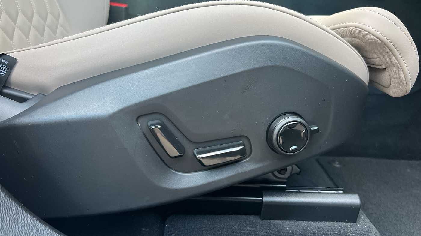 Used Volvo XC60 2025 for sale - 78035939: Photo 33