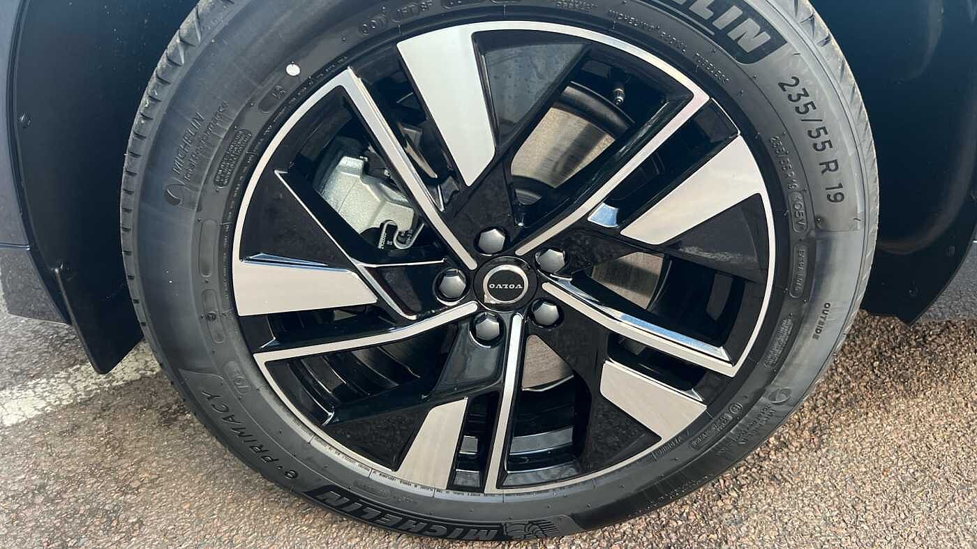 Used Volvo XC60 2025 for sale - 78035939: Photo 40