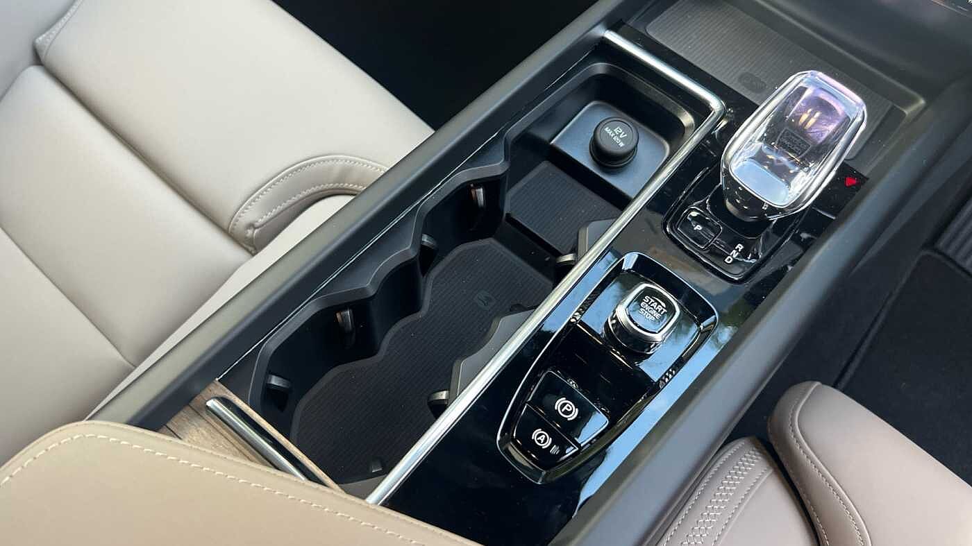 Used Volvo XC60 2025 for sale - 78035939: Photo 46