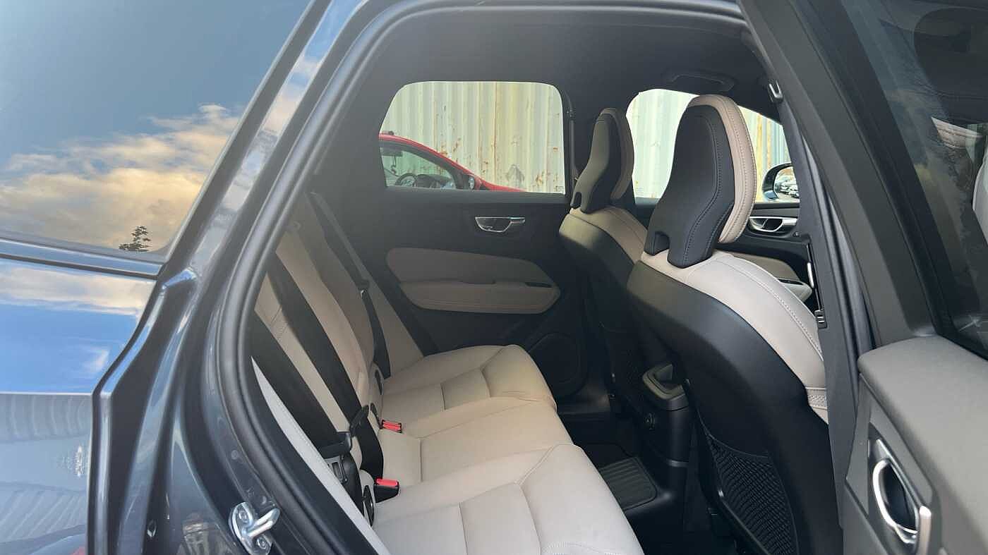 Used Volvo XC60 2025 for sale - 78035939: Photo 8