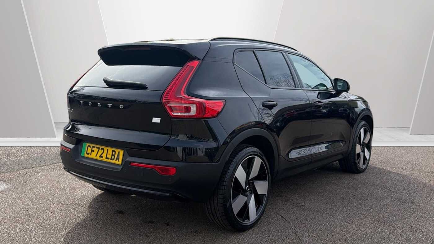 Used Volvo XC40 2022 for sale - 78035965: Photo 2
