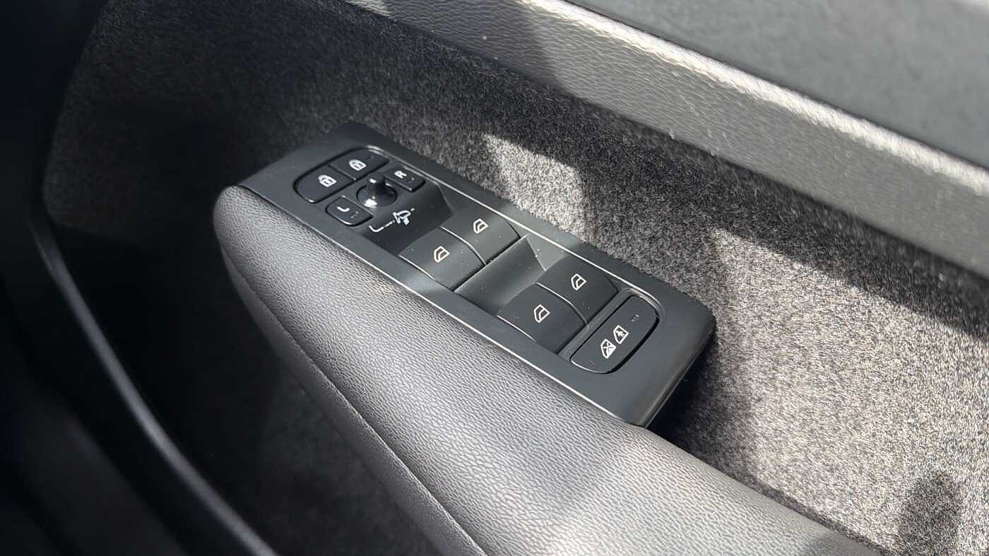 Used Volvo XC40 2022 for sale - 78035965: Photo 24