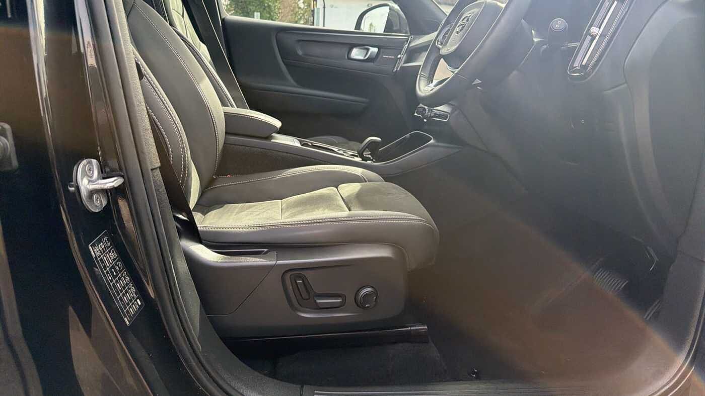 Used Volvo XC40 2022 for sale - 78035965: Photo 29