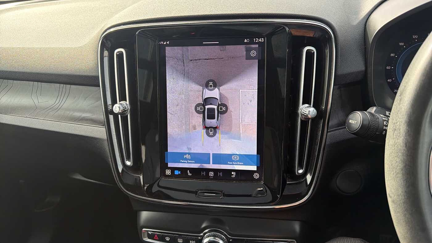 Used Volvo XC40 2022 for sale - 78035965: Photo 40