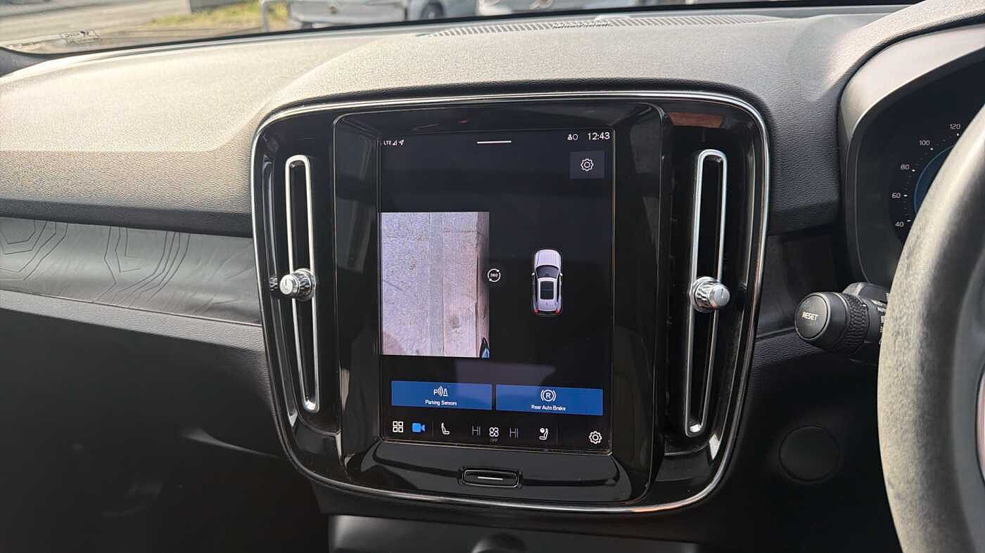 Used Volvo XC40 2022 for sale - 78035965: Photo 43