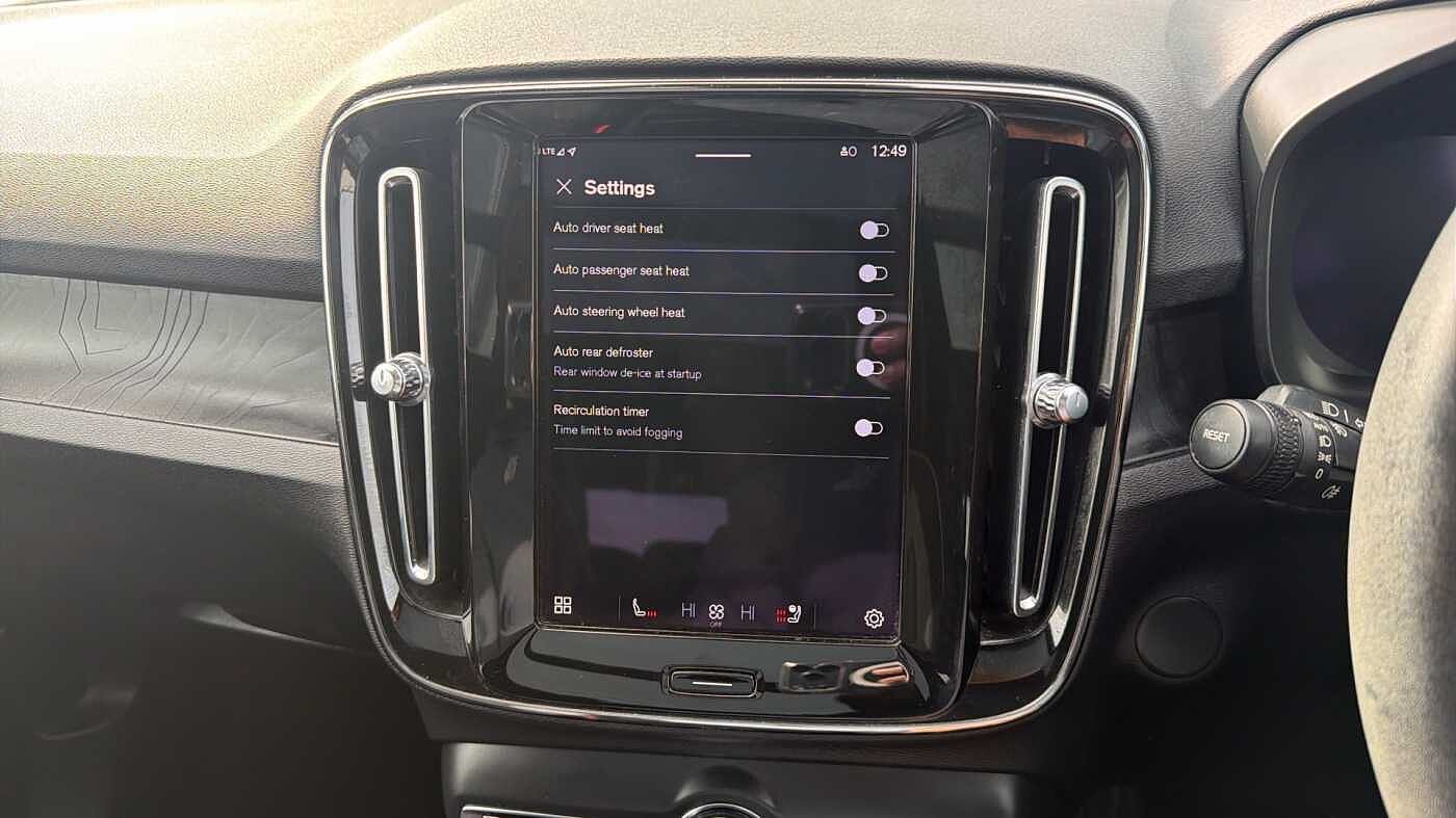 Used Volvo XC40 2022 for sale - 78035965: Photo 57