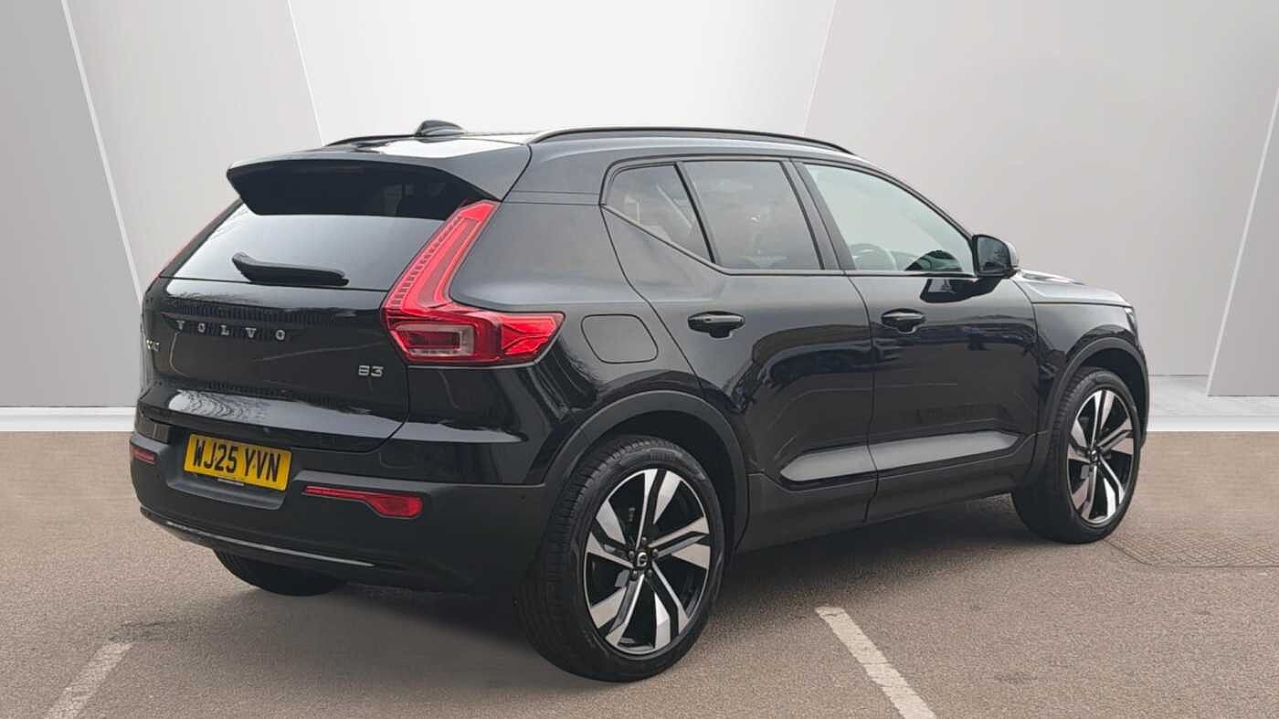 Used Volvo XC40 2025 for sale - 78035954: Photo 2