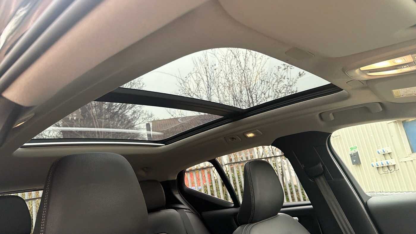 Used Volvo XC40 2025 for sale - 78035954: Photo 31