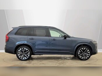 Used Volvo XC90 2025 for sale - 78328863: Photo
