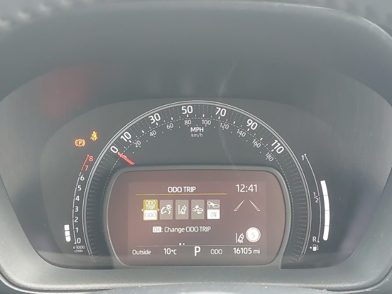 Used Toyota Aygo X 2023 for sale - 77750640: Photo 13