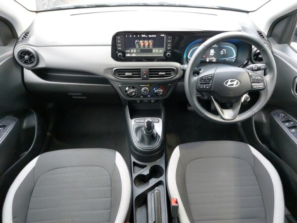 Used Hyundai i10 2024 for sale - 76130255: Photo 2