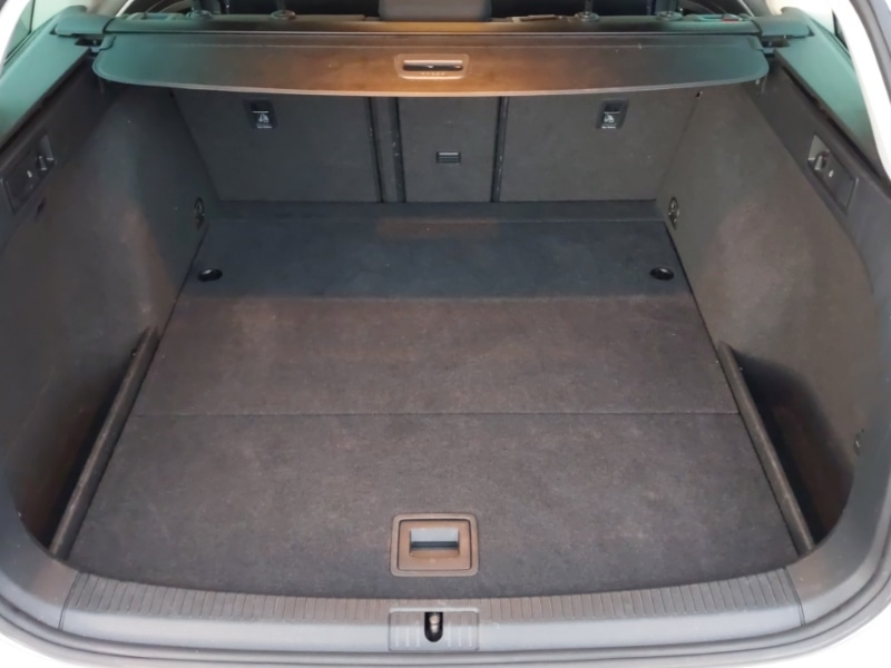 Used Volkswagen Golf 2019 for sale - 77201866: Photo 8