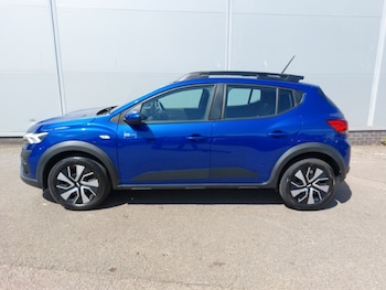 Used Dacia Sandero Stepway 2025 for sale - 79164756: Photo