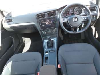 Used Volkswagen Golf 2019 for sale - 74787235: Photo