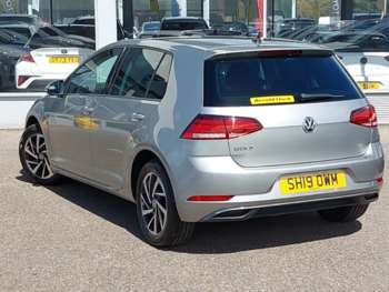 Used Volkswagen Golf 2019 for sale - 74787235: Photo