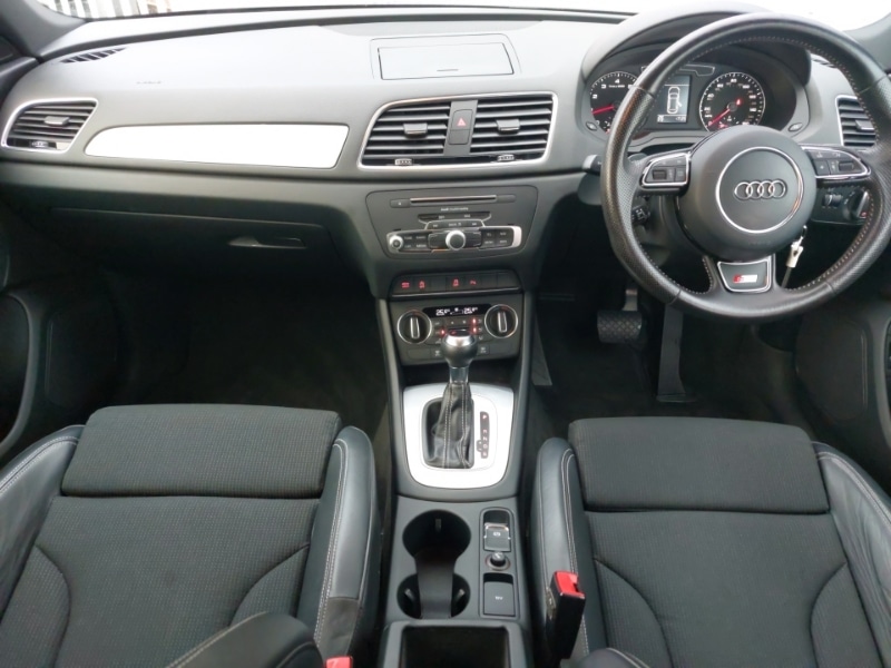 Used Audi Q3 2017 for sale - 77141549: Photo 2