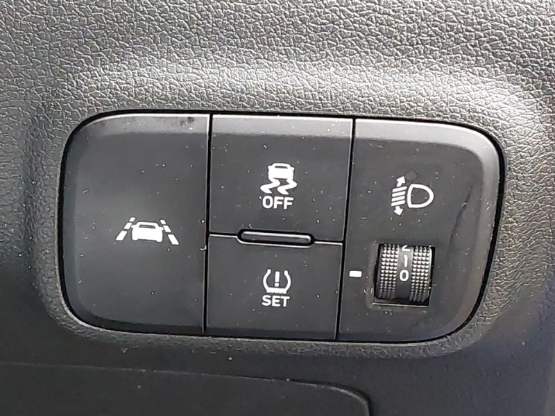 Used Hyundai i10 2023 for sale - 77433351: Photo 12