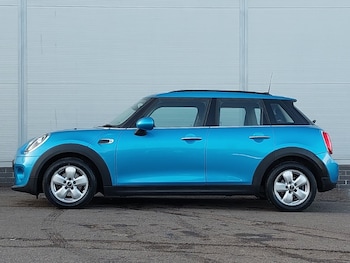 Used MINI Hatch 2018 for sale - 78706730: Photo