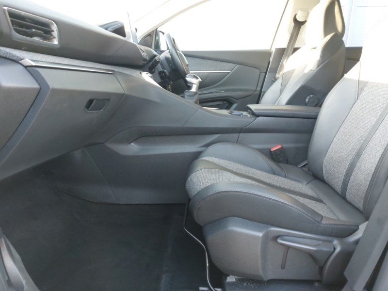 Used Peugeot 5008 2018 for sale - 77352486: Photo 5