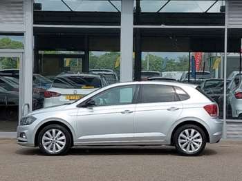 Used Volkswagen Polo 2019 for sale - 74956947: Photo