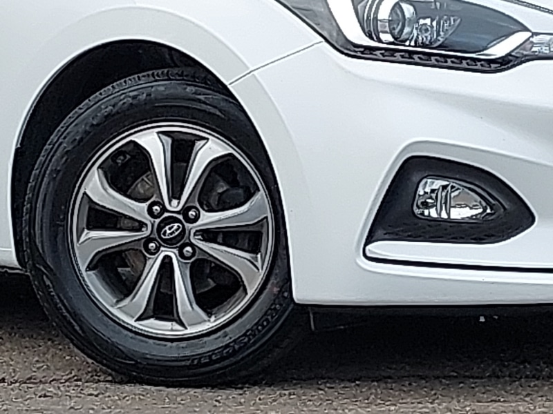 Used Hyundai i20 2020 for sale - 77669691: Photo 9