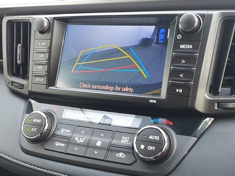 Used Toyota RAV4 2018 for sale - 77815622: Photo 15