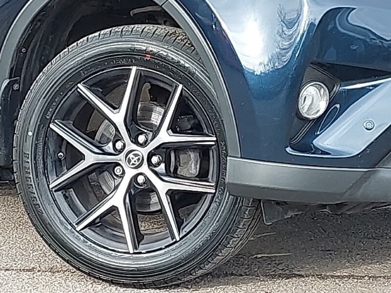 Used Toyota RAV4 2018 for sale - 77815622: Photo 9