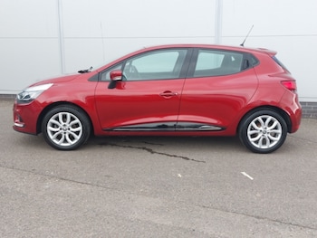 Used Renault Clio 2017 for sale - 79529462: Photo