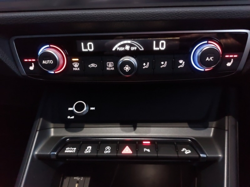 Used Audi Q3 2019 for sale - 76987190: Photo 13