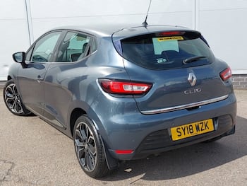 Used Renault Clio 2018 for sale - 79642128: Photo