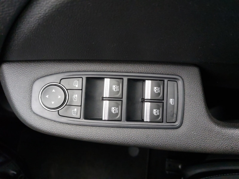 Used Renault Clio 2021 for sale - 76483867: Photo 11