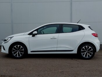 Used Renault Clio 2021 for sale - 76483867: Photo