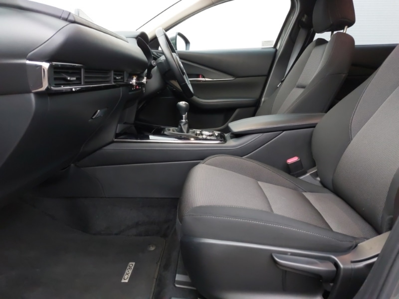 Used Mazda CX-30 2023 for sale - 77610817: Photo 5