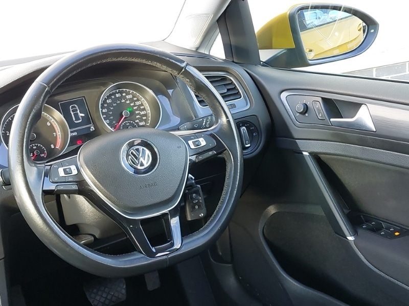 Used Volkswagen Golf 2017 for sale - 76879894: Photo 10