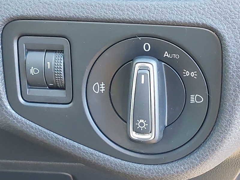 Used Volkswagen Golf 2017 for sale - 76879894: Photo 12