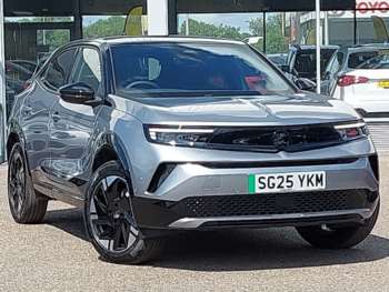 2025 - 115kW Ultimate 54kWh 5dr Auto