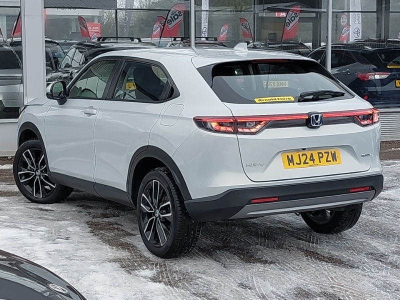 Used Honda HR-V 2024 for sale - 77149805: Photo 3