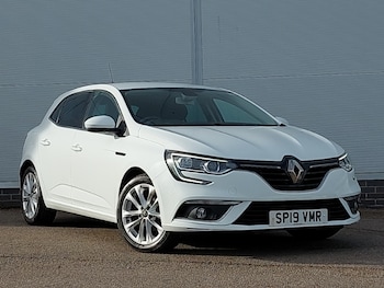 Used Renault Megane 2019 for sale - 77956651: Photo