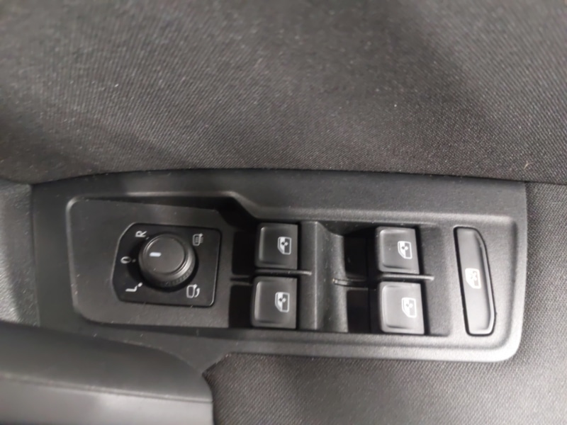 Used Volkswagen Tiguan 2018 for sale - 77767244: Photo 12