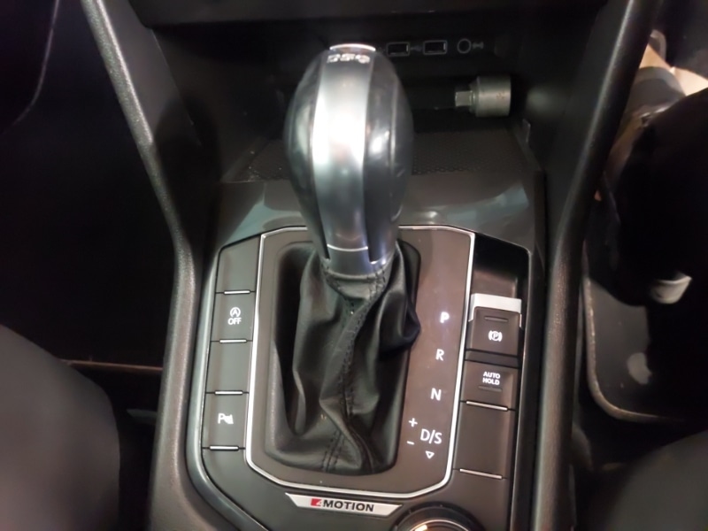 Used Volkswagen Tiguan 2018 for sale - 77896913: Photo 16