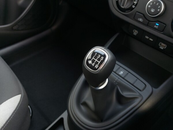 Used Hyundai i10 2025 for sale - 76225809: Photo 17