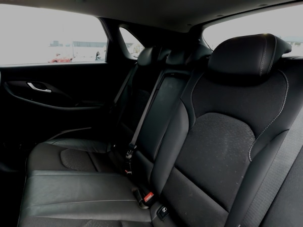Used Hyundai i30 2018 for sale - 76195650: Photo 6