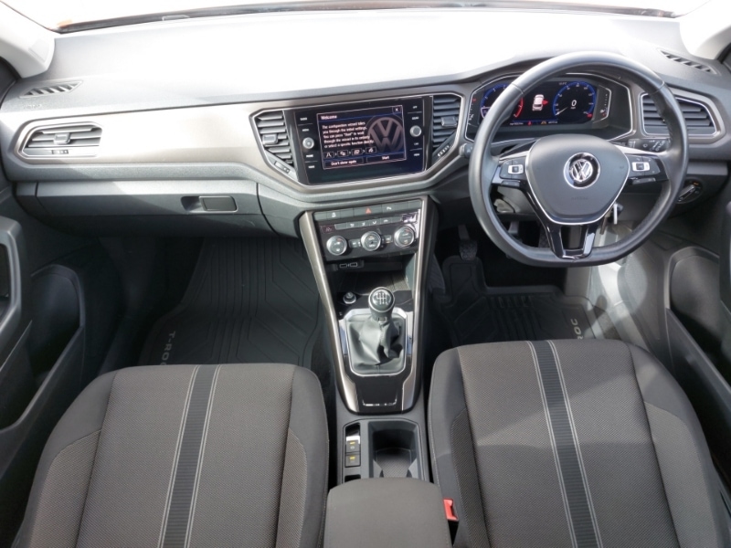 Used Volkswagen T-Roc 2018 for sale - 78151070: Photo 2