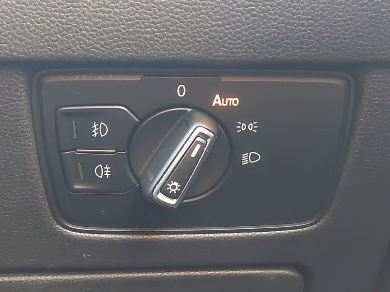 Used Volkswagen Passat 2018 for sale - 77304077: Photo 10