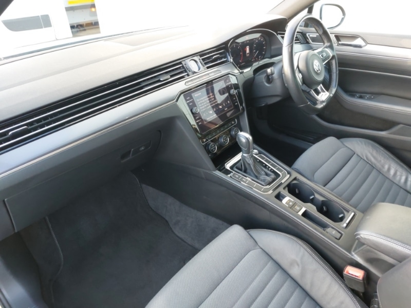 Used Volkswagen Passat 2018 for sale - 77304077: Photo 5