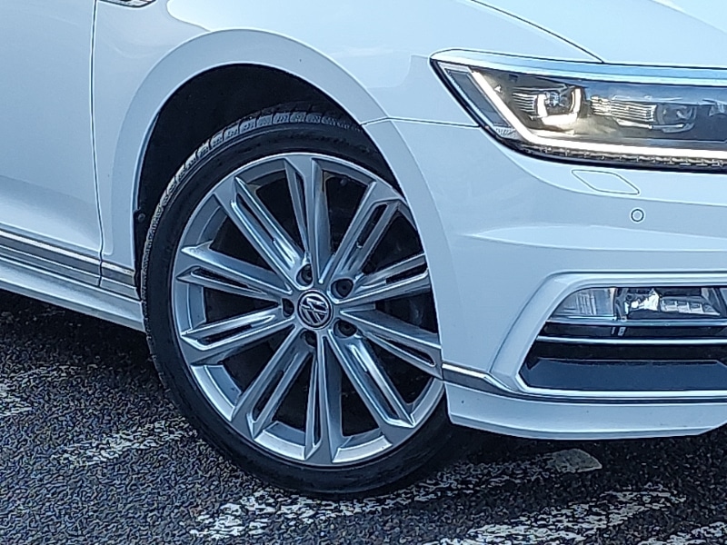 Used Volkswagen Passat 2018 for sale - 77304077: Photo 9