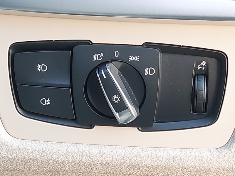 Used BMW 3 Series 2018 for sale - 77585010: Photo 12