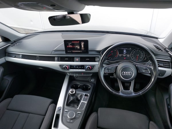 Used Audi A4 2017 for sale - 76226036: Photo 2